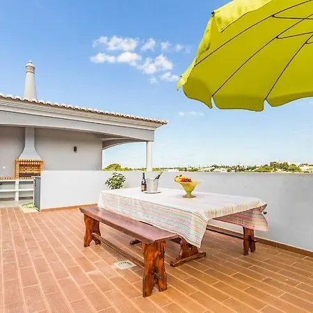 Carvoeiro Sleeps 6 With Pool Air Con And Wifi * 卡武埃鲁